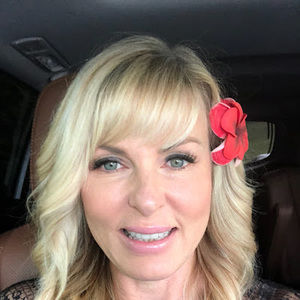 Meet your Posher, Tina